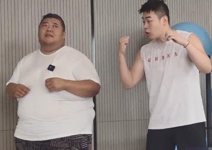 |泡泡龙闻味哥离世，胖猴仔半年瘦200斤，“四巨头”恩克仍不听劝