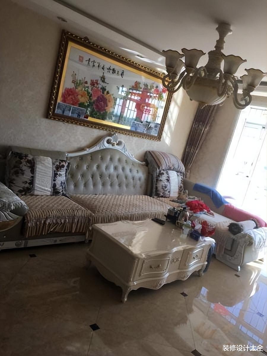 晒晒新房,一切都很完美!只可惜,客厅被小姑子送的十字绣给毁了!