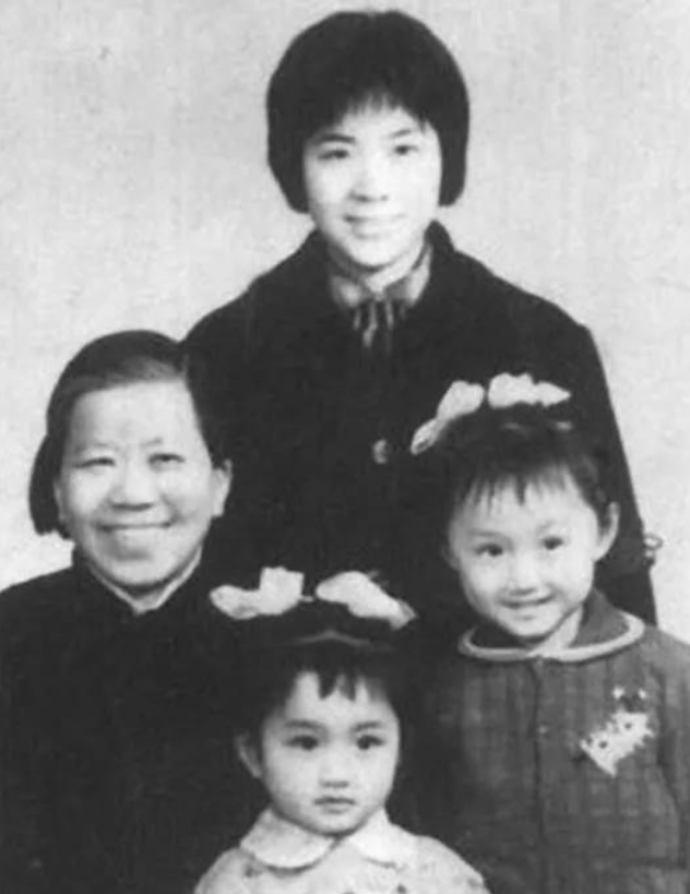 杨钰莹|杨钰莹和当年的“远华走私案”到底有没有关系?