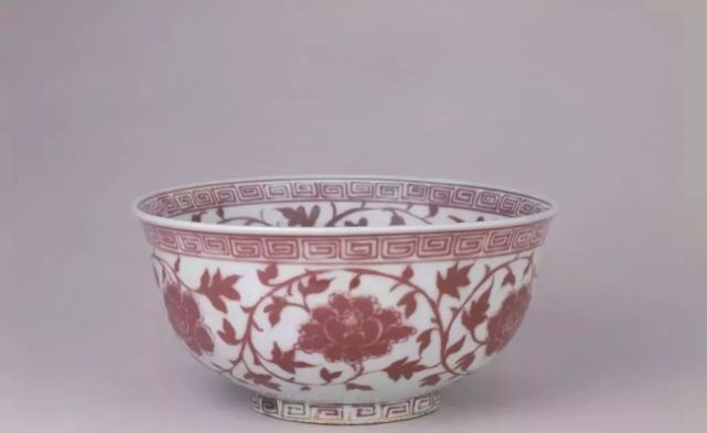 釉里红|了解釉里红瓷器:看这篇