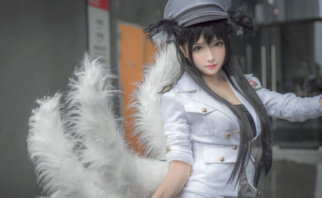 春节档|国家队玩cos的水准多高？豫剧公主吴素真变身花木兰，45岁气质绝了