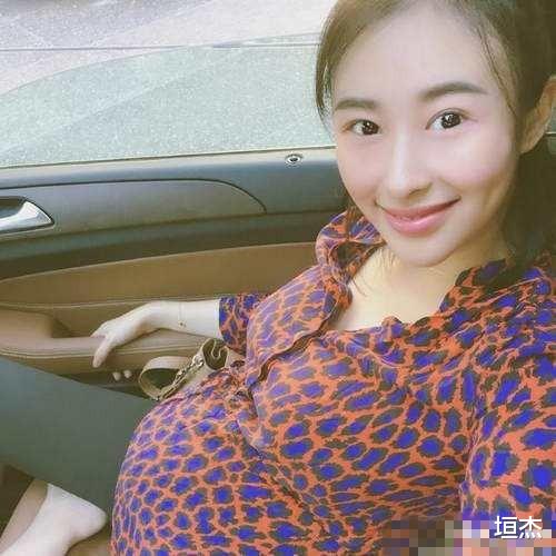 翟凌|翟凌：被男友戏称碧水金睛兽，因“兽兽门事件”闹得全网皆知