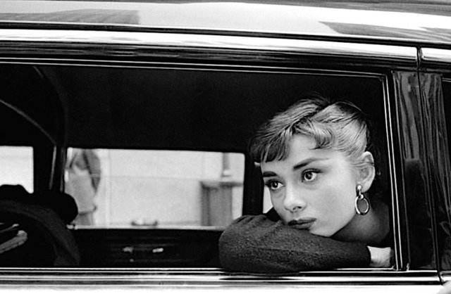 奥黛丽·赫本|奥黛丽赫本幼时曾不幸被纳粹抓住，她是如何脱身的呢