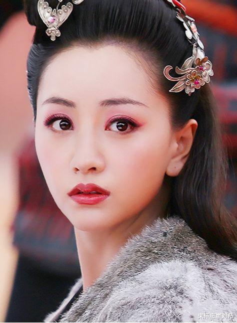 |这4位男星的“M唇”太绝了！又妩媚又有脆弱感，真正的亦正亦邪