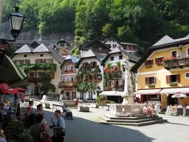 埃菲尔铁塔|美知乎：中国复制能力有多强？外国网友：他们埃菲尔铁塔下种萝卜