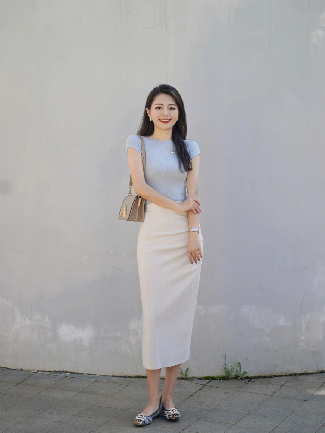 女人三四十岁怎么穿才减龄?分享几套搭配小技巧,让你高级又洋气