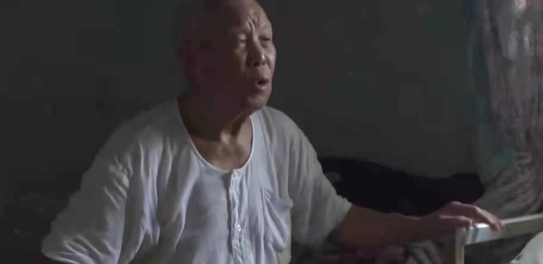 无儿无女无老伴,96岁老人想回家养老,问侄子:没钱你还养我吗?