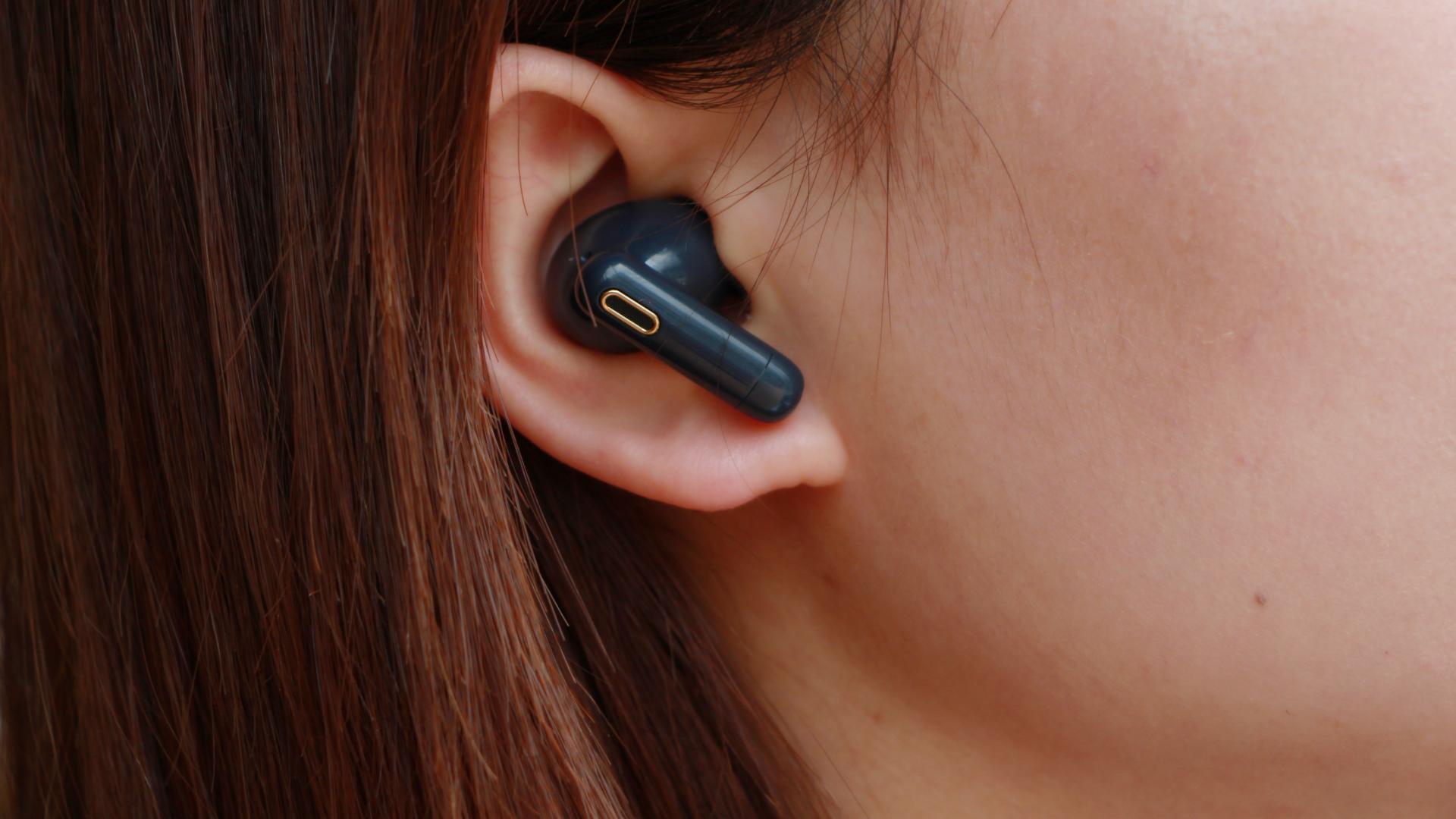 耳机|打工人不可或缺的黑科技装备！漫步者Retro Pro降噪耳机快速上手