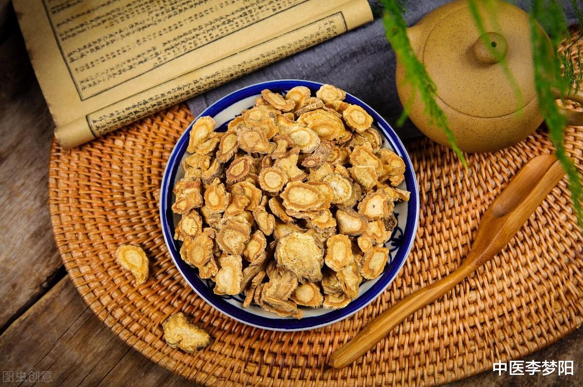 薏苡仁|来泡脚吧，一个泡脚方薏苡仁汤，帮你把积在体内的陈年寒湿排出去