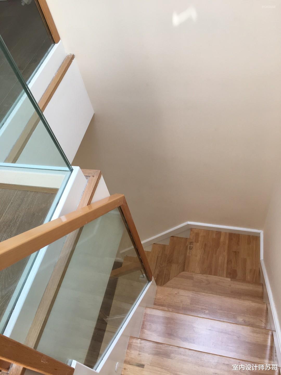 90平的老房子,用轻盈的色调,将空间完美衔接在一起