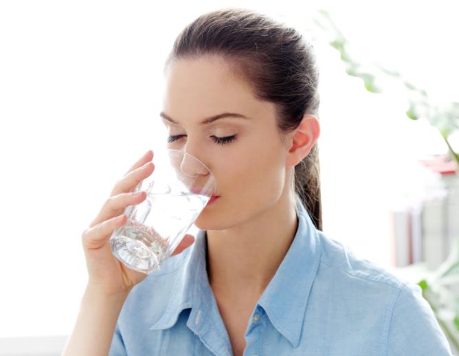 四川长虹|美的“被破防”!长虹推出39元智能小家电“硬怼”,网友:又有好戏看了