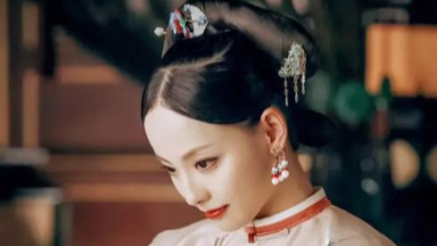 张嘉倪|张嘉倪下凡记：从总裁娇妻到被传净身出户，她终究是错付了