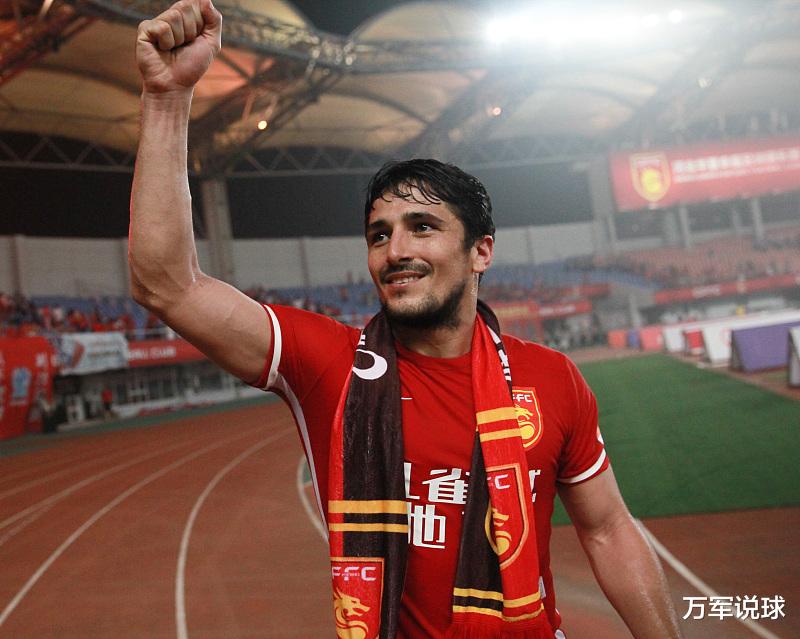 中国足协|凌晨0: 2打脸足协：归化都不行还靠本土？揪出陈戌源伪职业做法