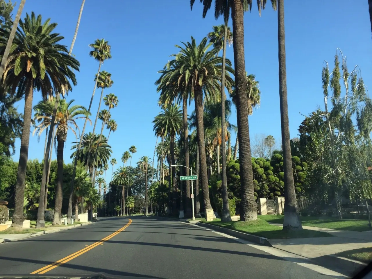 西藏|明星豪宅云集,全世界尊贵住宅区的标杆,不是山庄的比弗利山庄