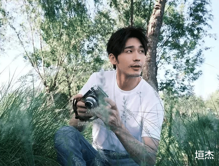 黄景瑜|2022年5大“无效男主”，部部戏都是男一号，就是火不起来