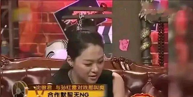 孙红雷|拍《潜伏》时沈傲君出200块和孙红雷拍吻戏竟被拒，原因让人意外