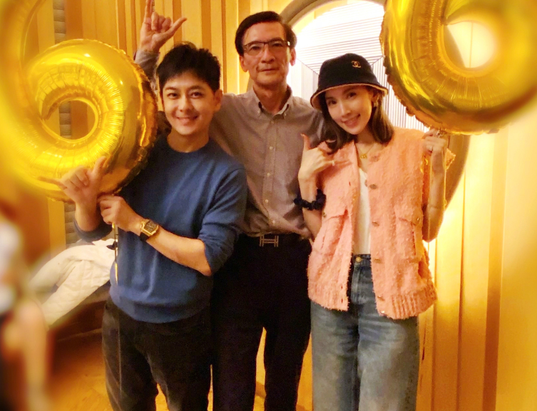 林志颖|48岁林志颖晒庆生照，身形消瘦脸部恢复如初！右手仍无力切蛋糕