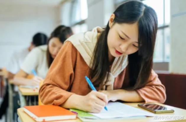 陈仓|26岁女大学生居家考编3年未能上岸，致精神异常，求职勿钻牛角尖