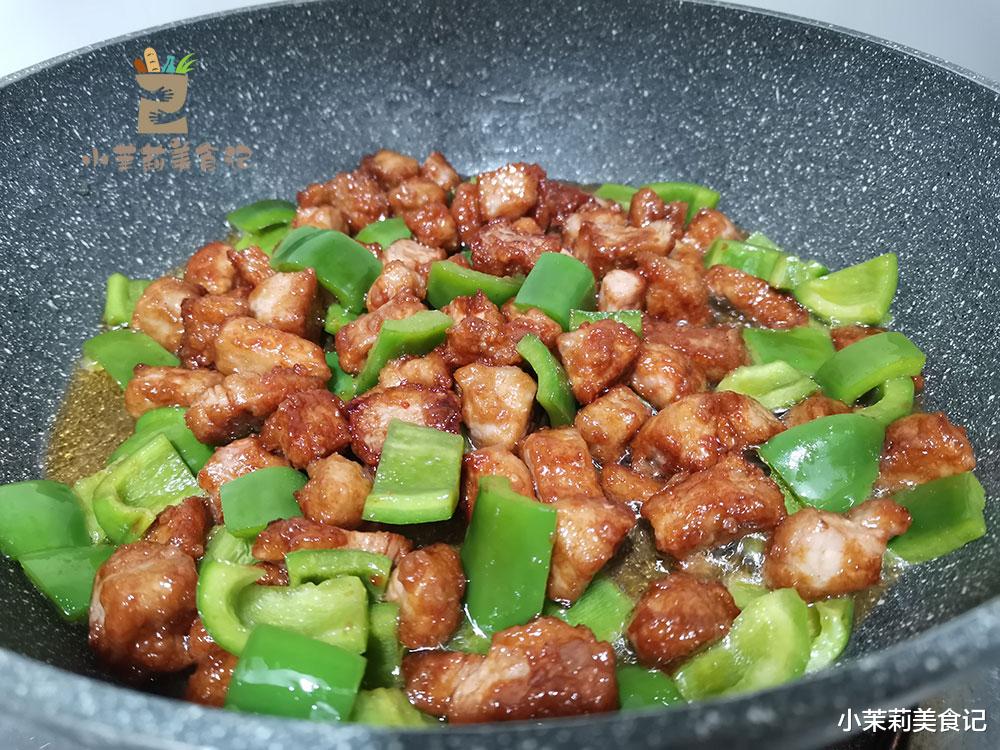 雌激素|女人不想提前衰老,6种食物要常吃,堪称“天然雌激素”,别不懂