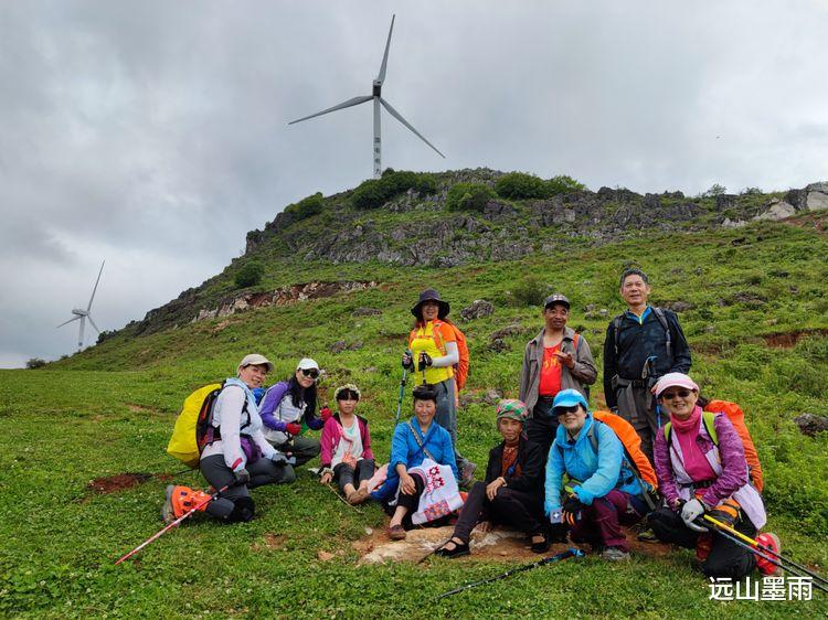 昆明|走风摆山、探马牙洞，打卡昆明户外新晋网红地，徒步、赏景两相宜