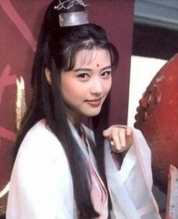 刘敏涛|?莫名被捧成“戏骨”的明星，年龄大不等于演技好！