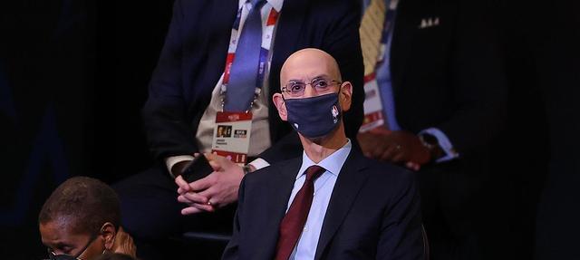 徐嘉敏|字母哥：警告绿军不要使用脏动作！NBA更新换代，勇士不可能夺冠