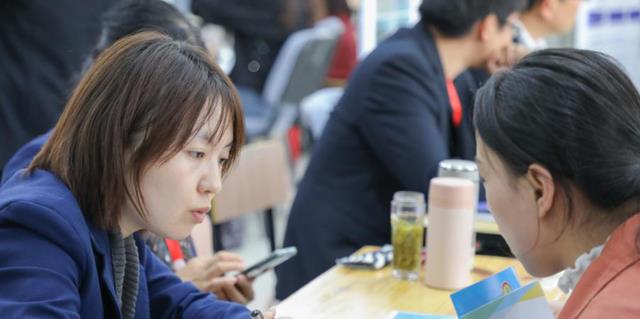 招聘|中铁工程局开启秋季招聘,实习年薪10万起步,本科起报免除笔试