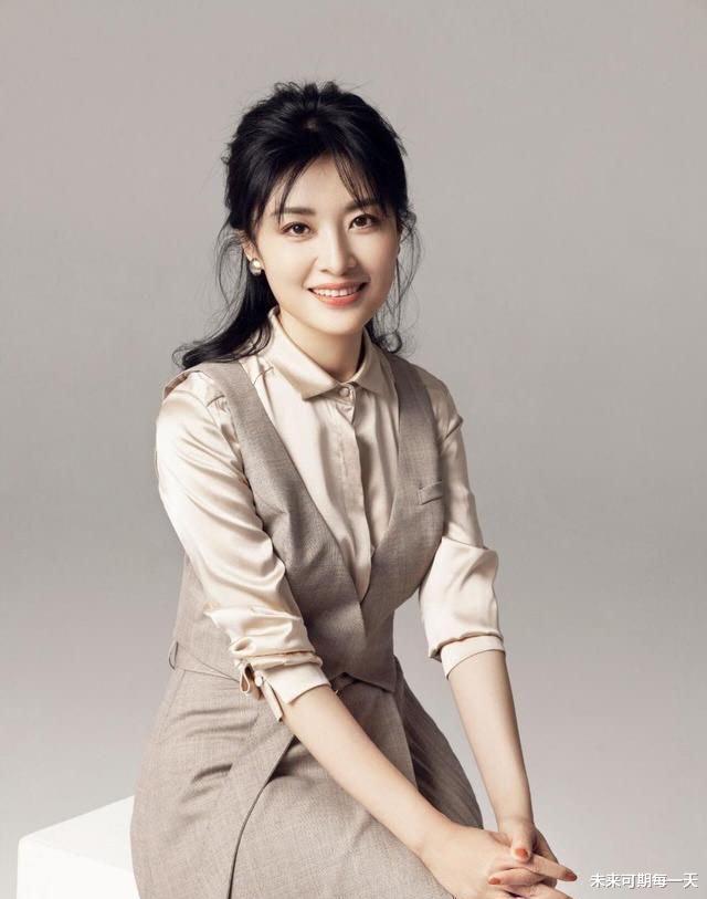 周涛|即使如今她已54岁，却依旧活得轻松写意，令人羡慕