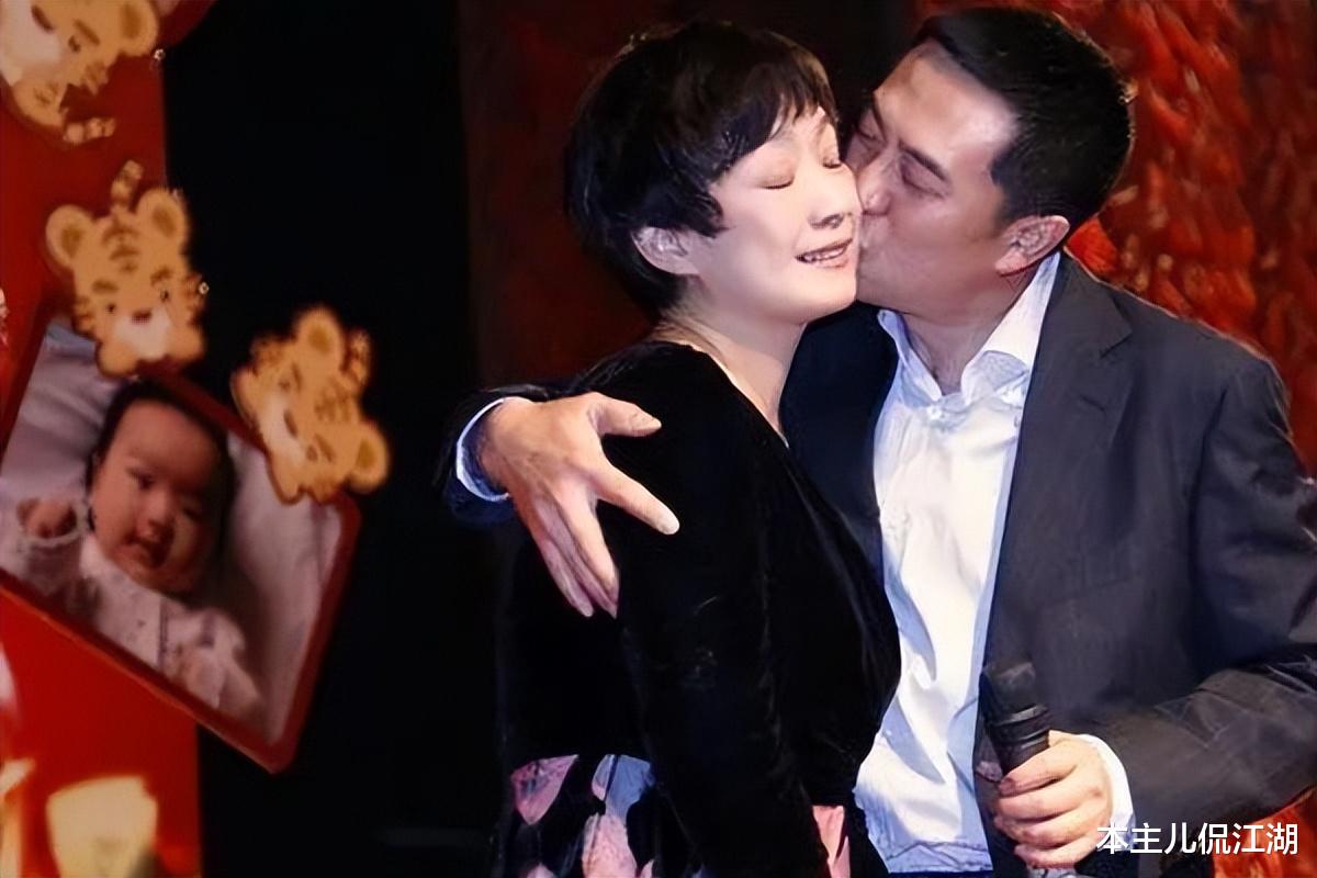 张嘉益|王海燕：41岁才做妈妈，和张嘉益结婚15年，事业家庭两不误