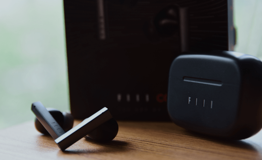 蓝牙耳机|什么运动蓝牙耳机好用？专业运动健将教你如何选择运动耳机