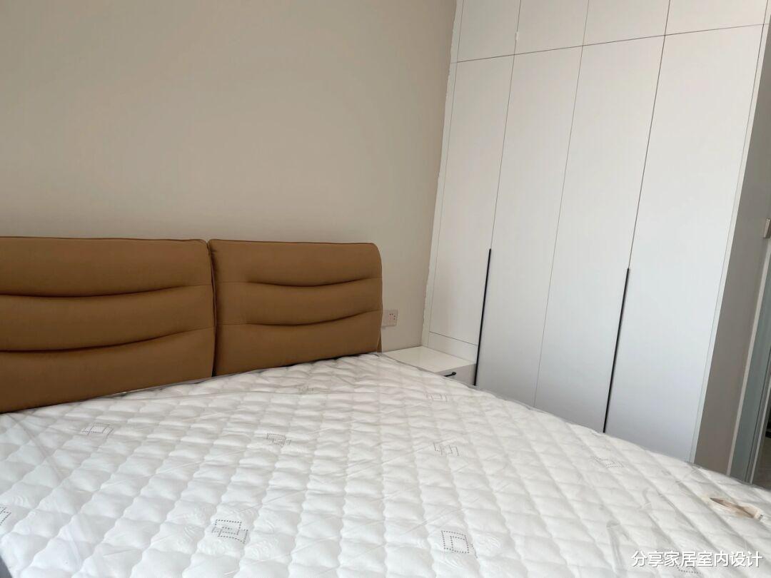 辛苦三个月完工,做开放式厨房非常满意,无主灯的设计很赞!