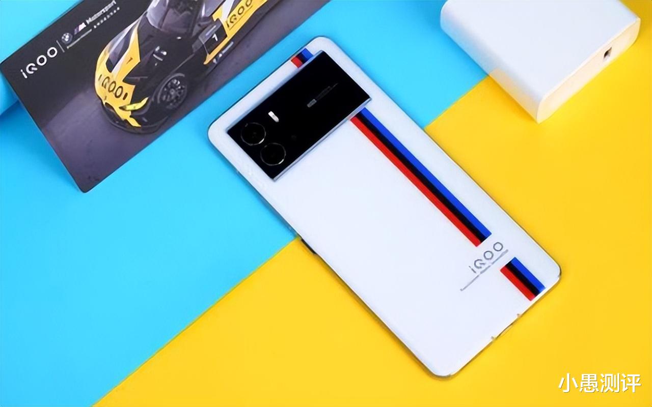 vivo|vivo放大招，12GB+骁龙8+50MP降至历史新低价，到底值不值得入手