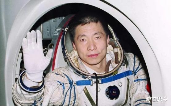19年前,杨利伟在太空听到“敲门声”,多年后才知道其中的原因