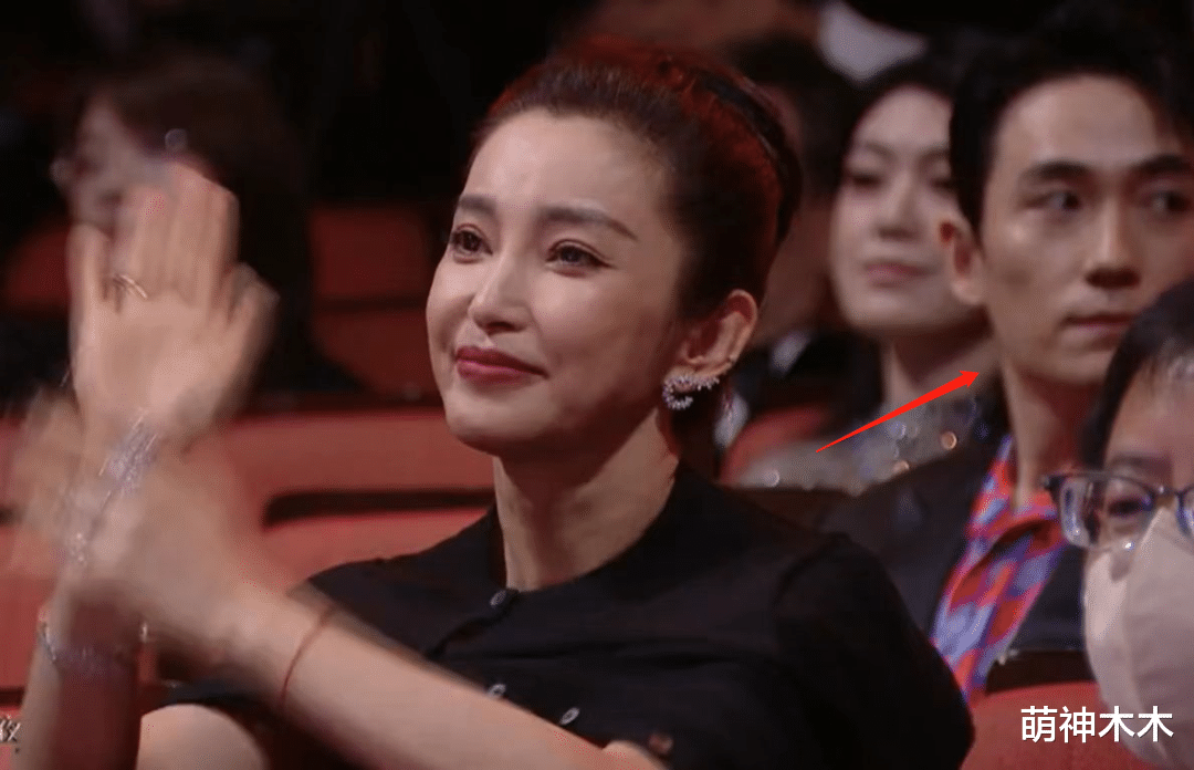 刘亦菲|电影之夜内场座位暴露咖位!刘亦菲前排被嘲,朱一龙李易峰退后方