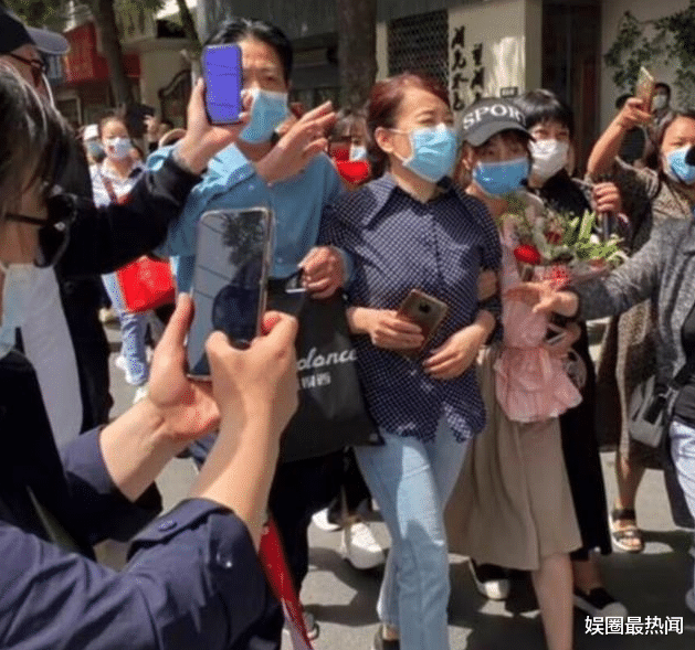 许敏|许敏田静备受质疑,郭策堂嫂发文暗讽,称其高贵血统、虚假人设