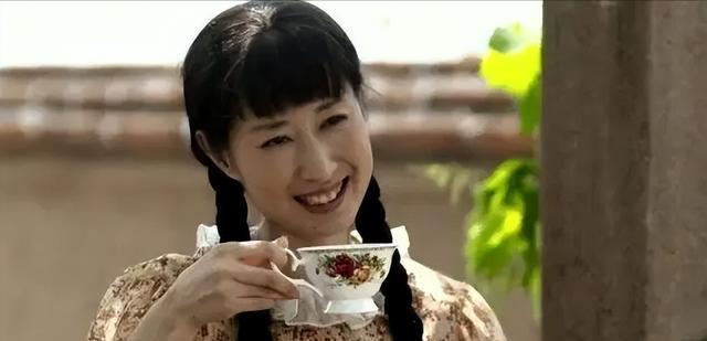 安杰|三刷《父母爱情》才懂：40年无爱无性的葛美霞，才是真的“狠”