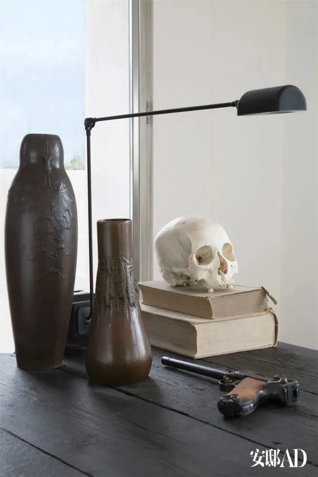 59岁昔日男神砸2亿装修,200m2改成一室0厅,洗澡如厕无遮挡:欧阳娜娜爱他啥?