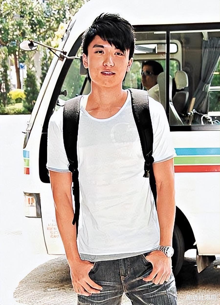 TVB|逆市开张！TVB前小生升级当老板开健身房，自曝开业前压力大到生蛇