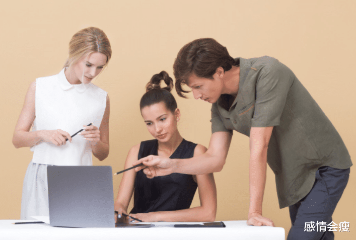 高校|为什么有人会把希望都放在未来？