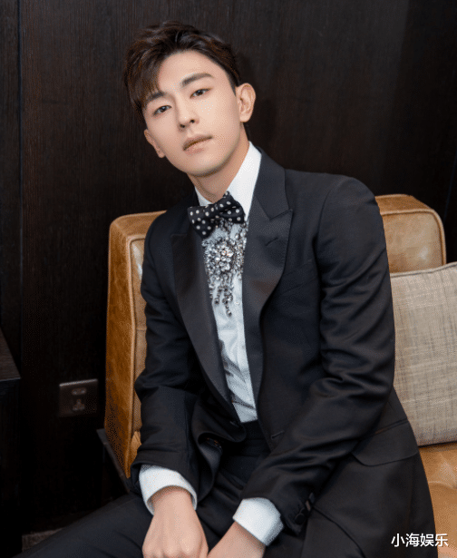 王宝强|邓伦偷税事件带火王宝强,当年借钱也要交税,这才是娱乐圈的典范