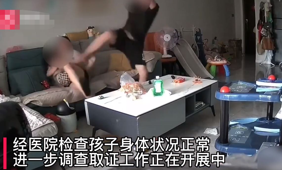 夫妻因家庭琐事争吵,丈夫一气之下踢飞孩子,还不解气:我要拿刀