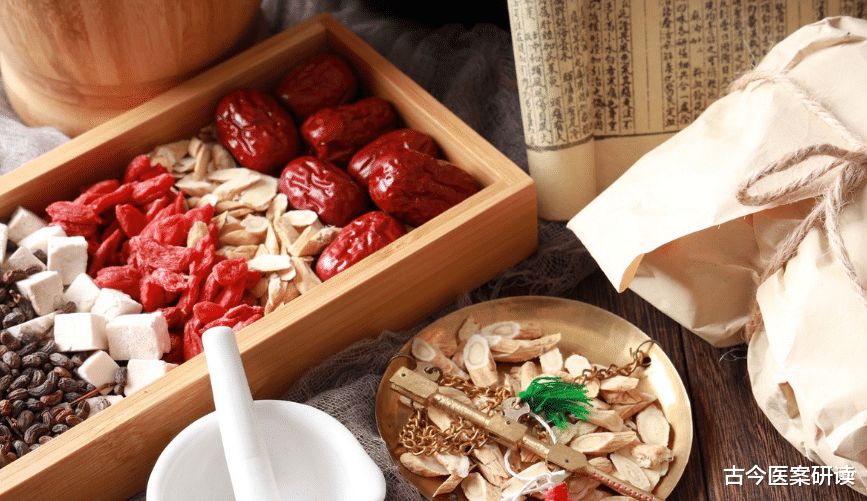 医生|血压高的人不能吃海带?医生提醒:若想血压稳定,这3家常菜要远离