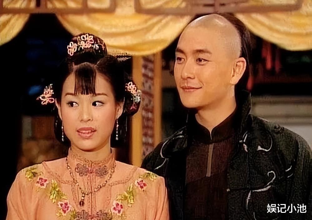 黄宗泽|合照偷瞄，至今未婚，和胡杏儿分手十年，黄宗泽终究难以放下