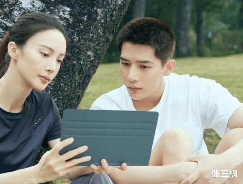 金晨|内娱“脸矮身高”女星，长了一张甜妹脸，身高接近一米七