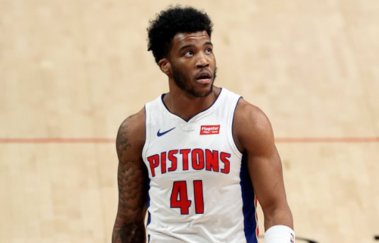 萨迪克|NBA疯狂一战！22岁新星爆砍51分，狂刷6大纪录，全队激情庆祝