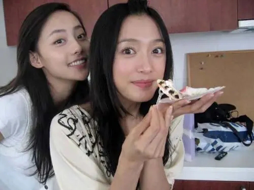 张嘉倪|“蛇蝎美人”张嘉倪，黑料缠身凭借老公成功洗白，婚后甜蜜却被嘲