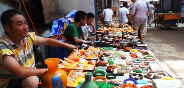 黄龙玉|6年涨1万倍,曾一块炒到1000万,黄龙玉被打回原形了?