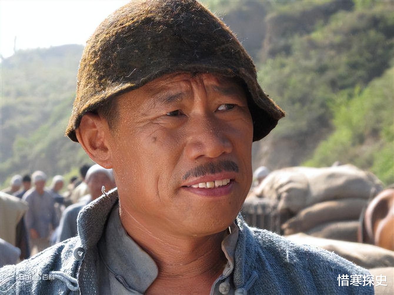 日语|18年前，《亮剑》拍一半才发现少个角色，司机：我会日语！我上！