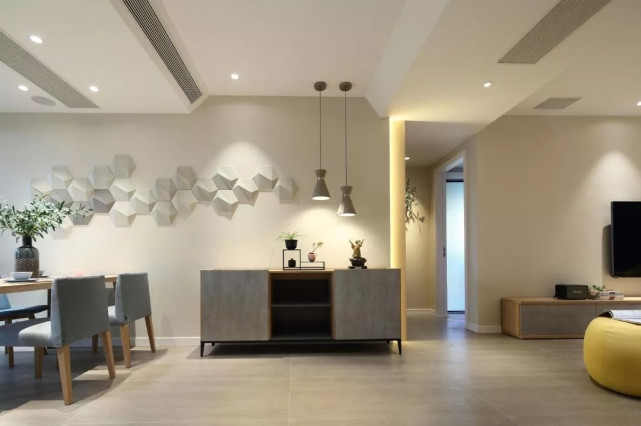 126平现代风三居室,不同的光源给空间氛围有着不一样的氛围