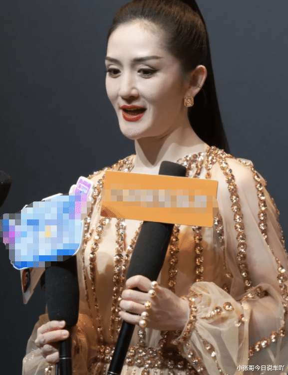 谢娜|谢娜孙俪成红毯亮点,生图嘴歪脸斜疑毁容,娘娘眼凸脖肿养生过度